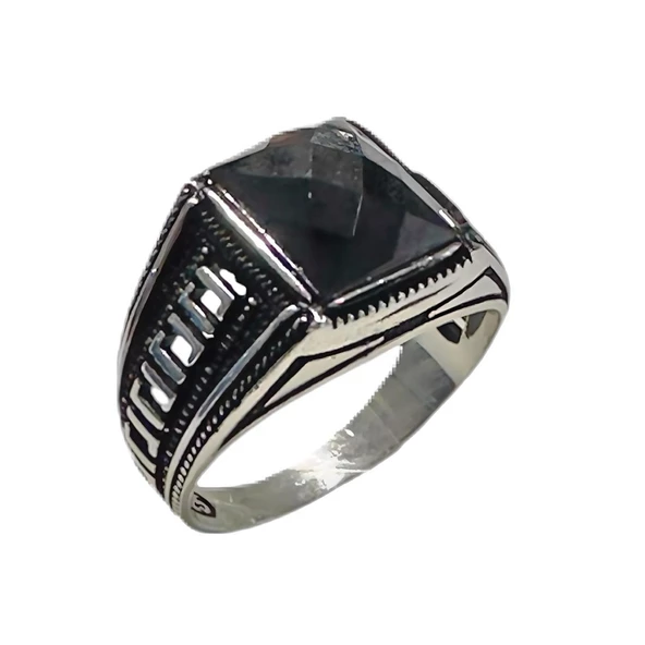 Onyx Taşlı Gümüş Yüzük 240055789G09Y
