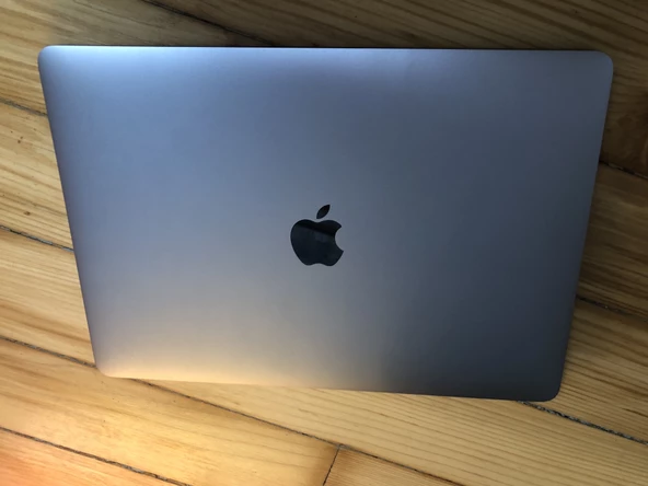 A1989 MACBOOK PRO 13 2019 2.8GHZ İ7, 16GB RAM, 1TB SSD, 1536MB GPU, 344 DEVİR, TRQ - 7