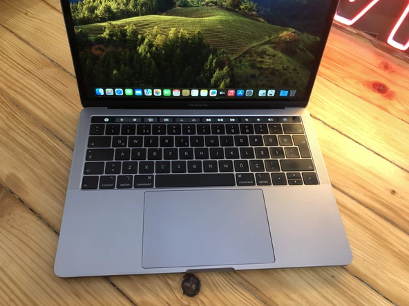 A1989 MACBOOK PRO 13 2019 2.8GHZ İ7, 16GB RAM, 1TB SSD, 1536MB GPU, 344 DEVİR, TRQ - 2