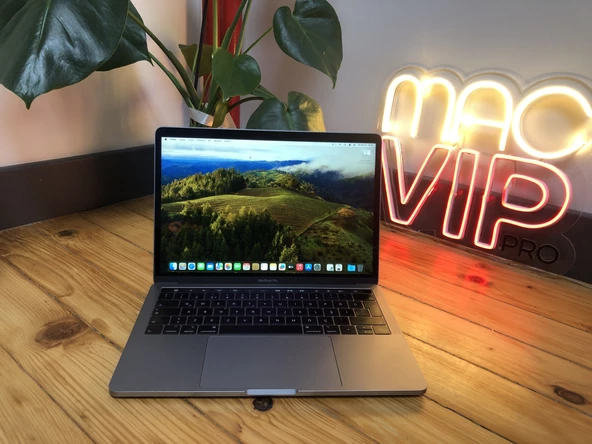 APPLE A1989 MACBOOK PRO 13 2019 İ5, 8GB RAM, 256GB SSD, TOUCHBARLI - SIFIR AYARINDA , MAĞAZA GARANTİLİ