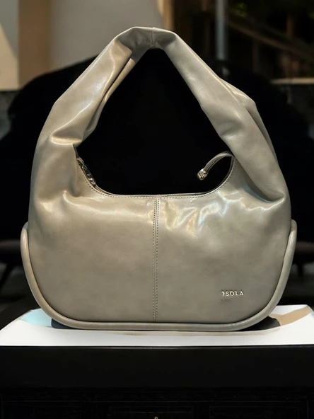 İSOLA El Ve Kol Çantası Olarak Tasarlanmış Suni Deri Bayan Omuz Çantası SL.73634438YSL - 1
