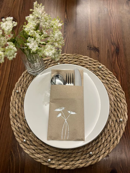 Gümüş Yaldızlı Kraft Cepli Havuç Çiçeği Peçete 12 Adet 40x40 ürün görseli 1