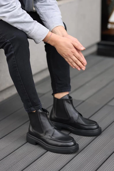 Shoetyle - Siyah Deri Fermuarlı Erkek Bot 250-085 - 2