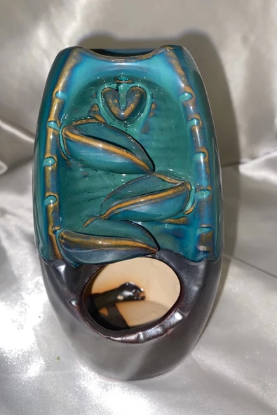 Geri Akış Tütsüsü Seramik 3 Yapraklar Orta Boy ürün görseli