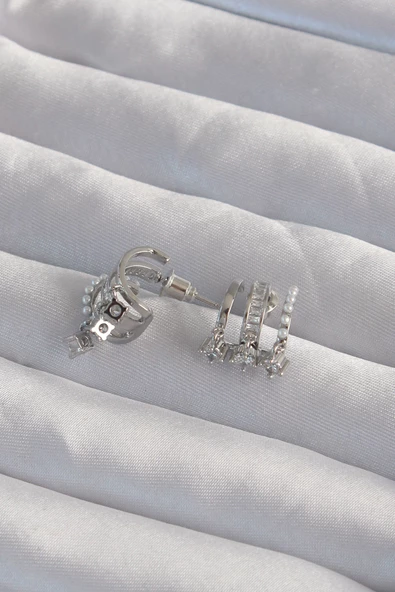 Pirinç Gümüş Renk İncili Çoklu Zirkon Taşlı Yarım Halka Küpe - TJ-BKP9316 - Resim 2