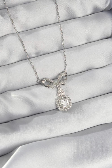 316L Çelik Gümüş Renk Fiyonk Detay Zirkon Taşlı Tektaş Kolye - TJ-BKO8924 ürün görseli