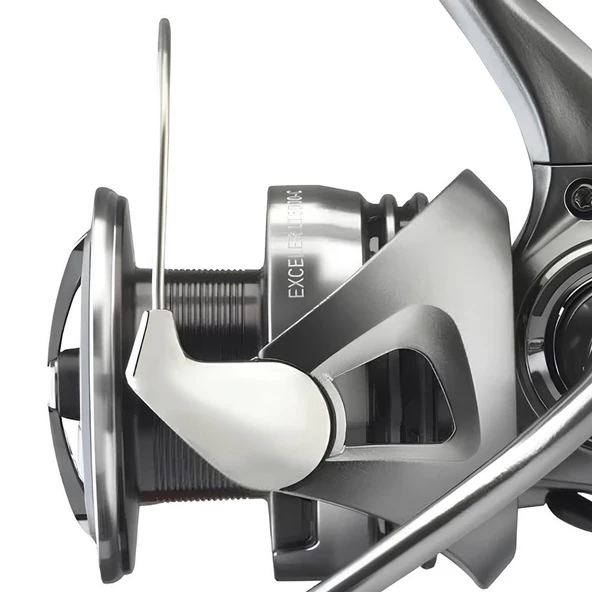Daiwa Exceler LT 23 4000 C Spin Olta Makinesi - Resim 4