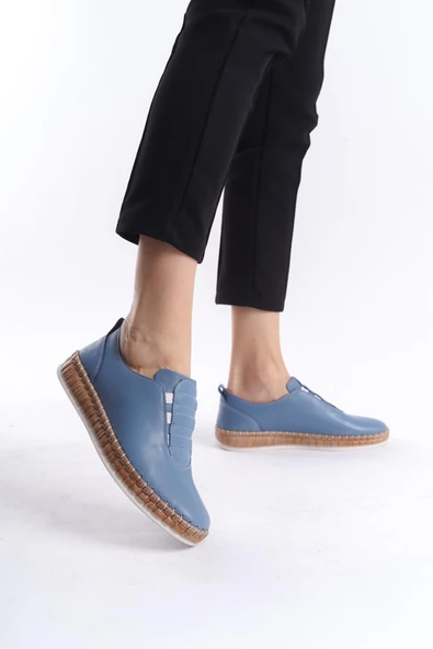 Kadın Hakiki Deri Lastik Detaylı Babet Tam Kalıp Düz Taban Slip-On Rahat Günlük Ayakkabı - Resim 6