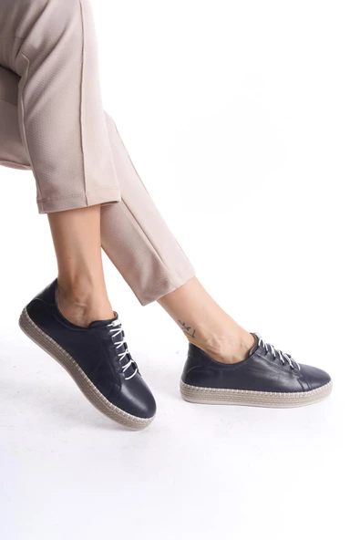 Kadın Hakiki Deri Hasır Görünümlü Rahat Taban Bağcıklı Günlük Spor Ayakkabı Sneaker