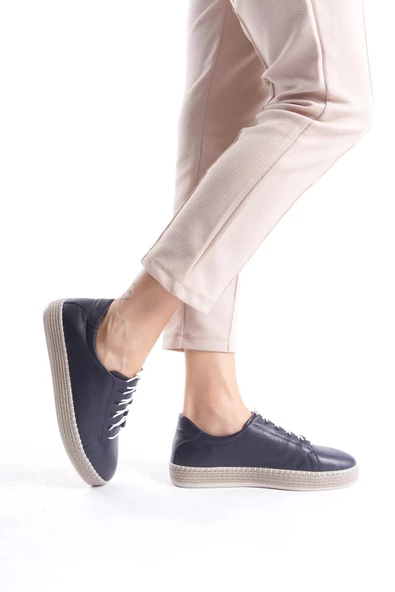 Kadın Hakiki Deri Hasır Görünümlü Rahat Taban Bağcıklı Günlük Spor Ayakkabı Sneaker - 2