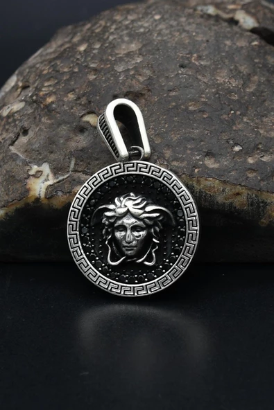 Kolye Ucu Medusa Figürlü Grek Desenli 925 Ayar Gümüş 901331