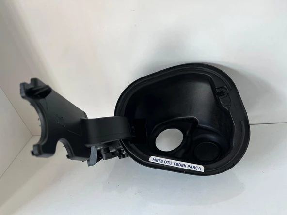 Ford Courier Yakıt Depo Yuvası Boğaz Bakaliti 2018-2023