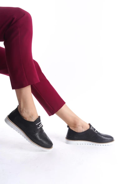 Kadın Hakiki Deri Bağcıklı Günlük Ayakkabı Kaymaz Tırtık Taban Tam Kalıp Kadın Ayakkabı ürün görseli 1