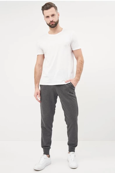 Puma ESS Logo Pants 586716 95 Erkek Eşofman Altı Gri S-XXL - 3