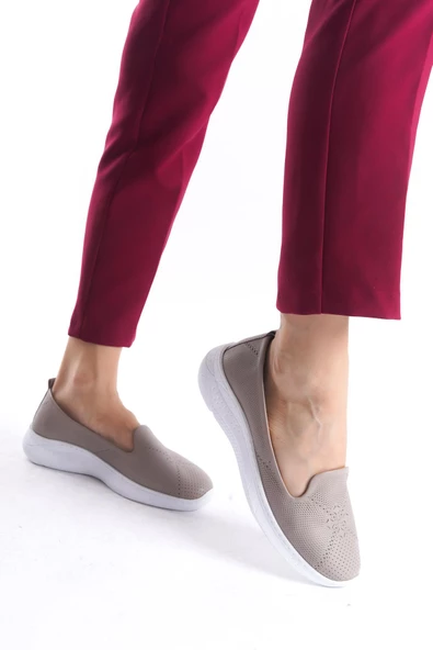 Kadın Hakiki Deri Babet Rahat Hafif Taban Kadın Günlük Rahat Slip-On Ayakkabı ürün görseli