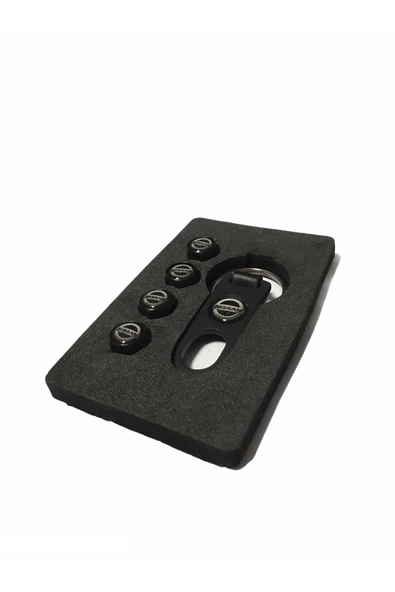 Teknotik Nissan Bluebird Anahtarlık ve Sibop Kapağı Seti ürün görseli 1