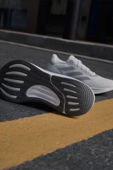 Supernova Stride Kadın Beyaz Koşu Ayakkabısı - Resim 11