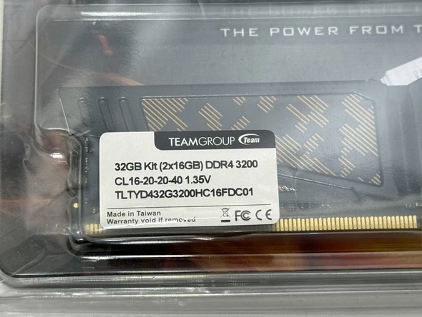 T-Force Vulcan TUF Gaming Alliance 32GB (2X16GB) 3600Mhz DDR4 Ram - 4