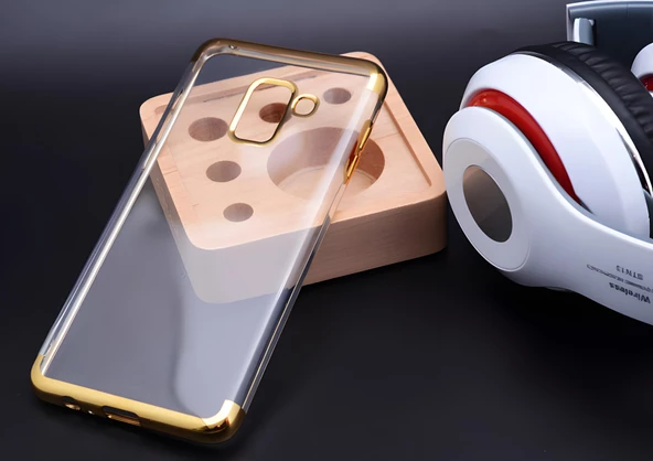 Galaxy A8 Plus 2018 Kılıf Dört Köşeli Lazer Silikon Kılıf - Resim 5