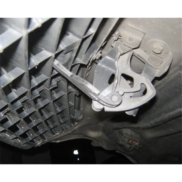 Mercedes 220 Cdı Motor Kaputu Açma Kolu - Resim 2