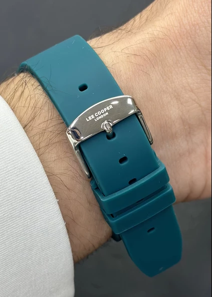 Lee Cooper Orijinal 2 Yıl Garantili Su Geçirmez Silikon Kordon Fonksiyonlu Erkek Kol Saati - Resim 3