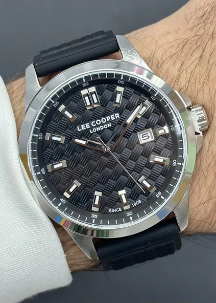 Lee Cooper Orijinal 2 Yıl Garantili Su Geçirmez Silikon Kordon Fonksiyonlu Erkek Kol Saati ürün görseli 1