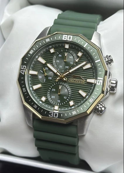 Slazenger Yeşil Silikon Kordon Erkek Kol Saati ürün görseli 1