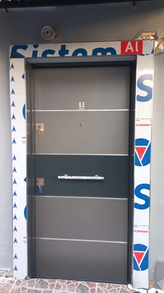 Dış Mekan Kompozit Çelik Kapılar