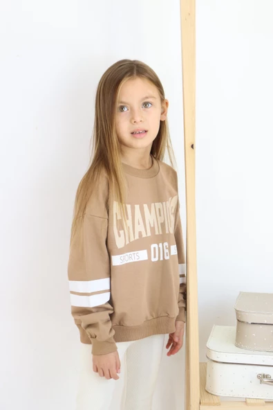 Champions Baskılı Sweat - 10