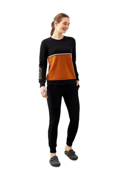 Poleren Sıfır Yaka Fitilli Bilekli Kışlık Bayan Pijama Takım - Resim 3