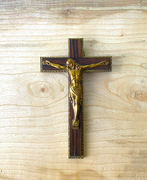 PİRİNÇ ÇARMIHA GERİLMİŞ HZ. İSA - 3