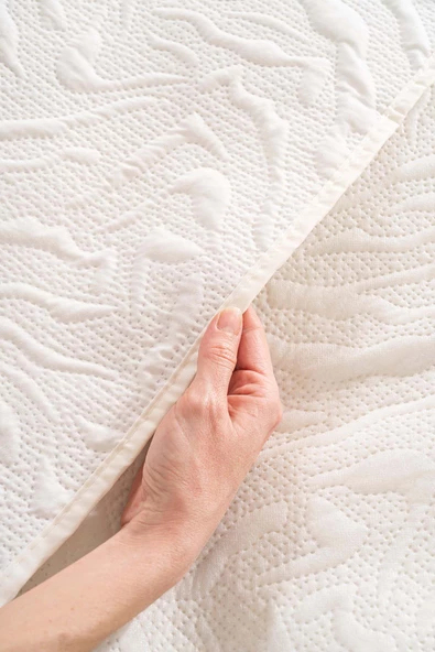 Rivaİstanbul Venada Çift Kişilik Mikro Uyku Seti 3 Parça Yatak Örtüsü Seti Krem - Resim 4