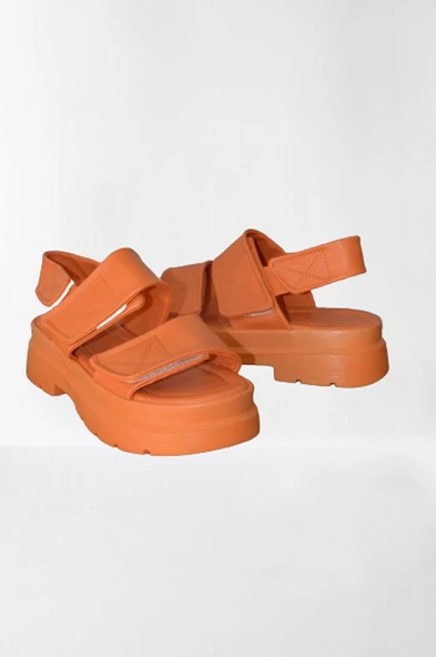 Dolgulu Oranj Çift Bant Kadın Sandalet - 3