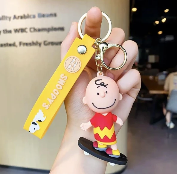 Kaykay  Model Snoopy Charlie Brown Silikon Anahtarlık Çanta Süsü