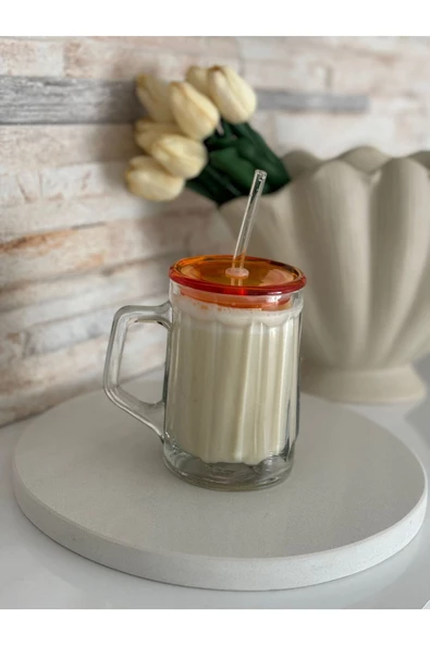 btmhome Isıya Dayanıklı Pipetli Renkli ve Kapaklı Bardak 1 Adet