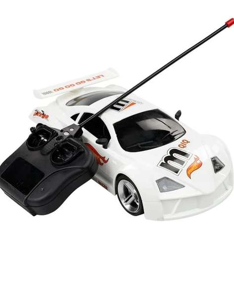 BabyDOOR Toys G03005 Famous Car Uzaktan Kumandalı Sarjlı - 11