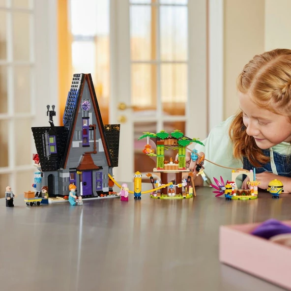 LEGO® Despicable Me 4 Minyonlar ve Gru'nun Aile Köşkü 75583  (868 Parça) - 9