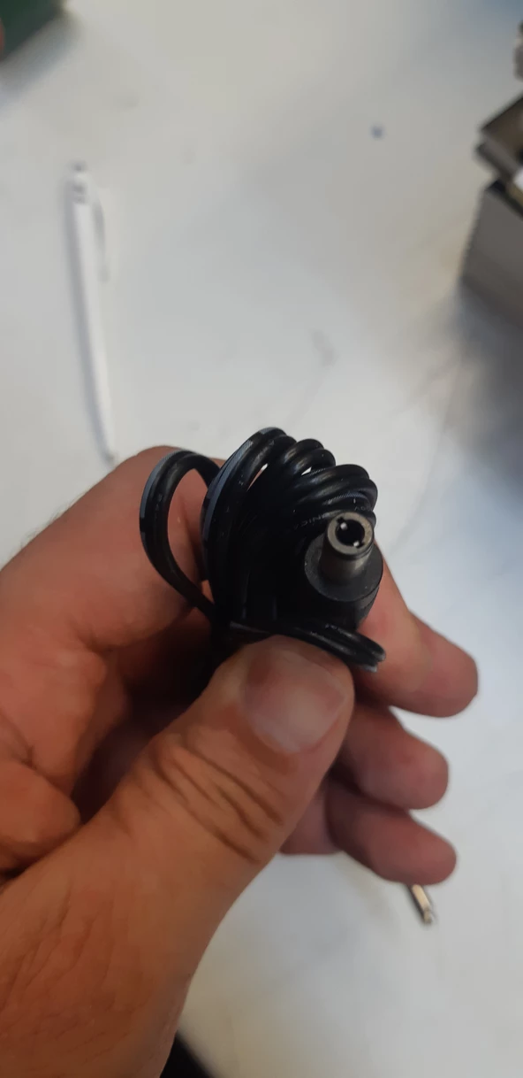 24V 2A Adaptör - 5.5X2.1mm-2.5mm Plastik Kasa Priz Tipi Adaptör - 24V 2A Adaptör Standart uç 5.5X2.5mm Plastik Kasa Priz Tipi Adaptör 24 Volt Adaptör 2 Amper - 4