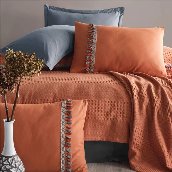 Butik Tek Kişilik Püsküllü Pike Takımı Bohamline V1 Kiremit