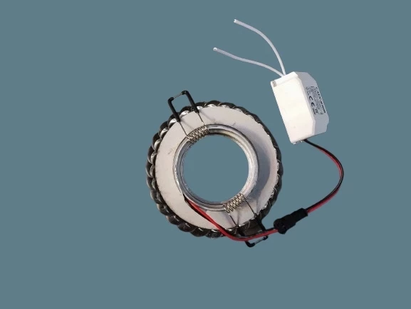 CATA Gardenya Dekoratif Cam Spot Yuvarlak Kristal Krom 3w Efektli 4000K GU10 (Duy Ampul Hariç) - 6