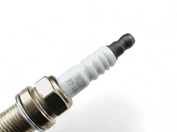 Renault Çift Tırnak Ateşleme Bujisi - Megane Laguna Clio Kangoo Logan 1.4 1.6 7700500168 - Resim 3