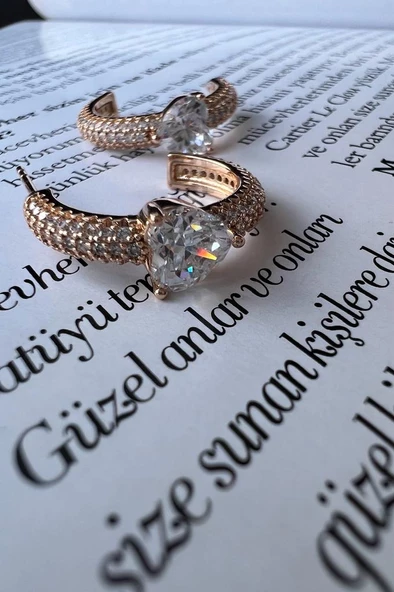 BERİTA KÜPE ( ALTIN KAPLAMA ) ürün görseli 1