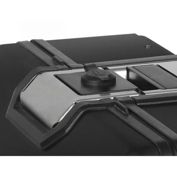 SHAD TR48 TERRA ALÜMİNYUM ÇANTA - Black Edition D0TR48100B - 5