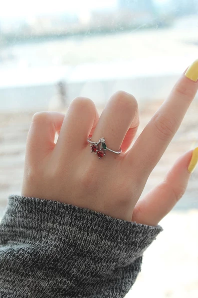 MuI MuI Ayarlamalı Gümüş Renk Kristal Taşlı Kiraz Yüzük - 2