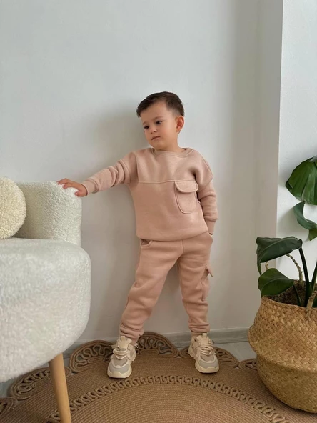 ERKEK ÇOCUK DÜZ MODELLİ 3 İPLİK EŞOFMAN TAKIMI