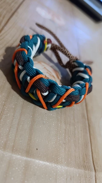 - SELANOGLUDESİGN - Karışık renk düzensiz örüm paracord bileklik - 4