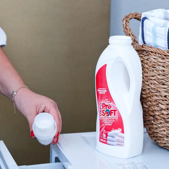 Soft Çamaşır Yumuşatıcısı Yeni Ve Güçlü Formulü İle 1000ml 18 Yıkama - 3