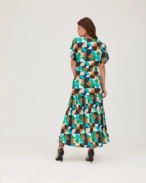 Saten V Yaka Fırfırlı Elbise Multi Geometrik Desen - Resim 4