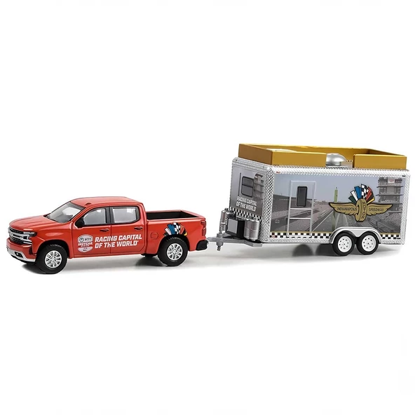 Greenlight 1/64 2023 Chevrolet Silverado and Trailer