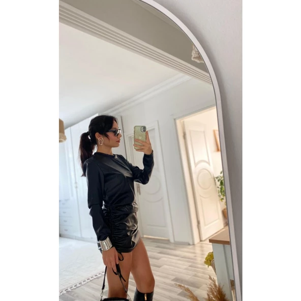 Lucky Life Kadın Uzun Kollu Bisiklet Yaka Yandan Büzgülü Kısa Deri Elbise - 5